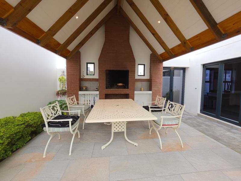 5 Bedroom Property for Sale in Dwarskersbos Western Cape